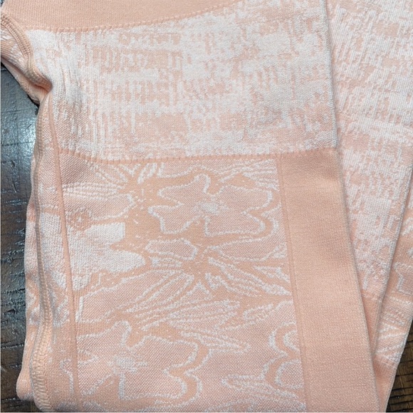 FREE PEOPLE Good Karma Textured Sports Bra & Leggings NWOT - Picture 5 of 8